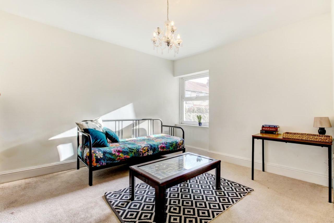 Lovely 3 Bed House In Bristol Βίλα Εξωτερικό φωτογραφία